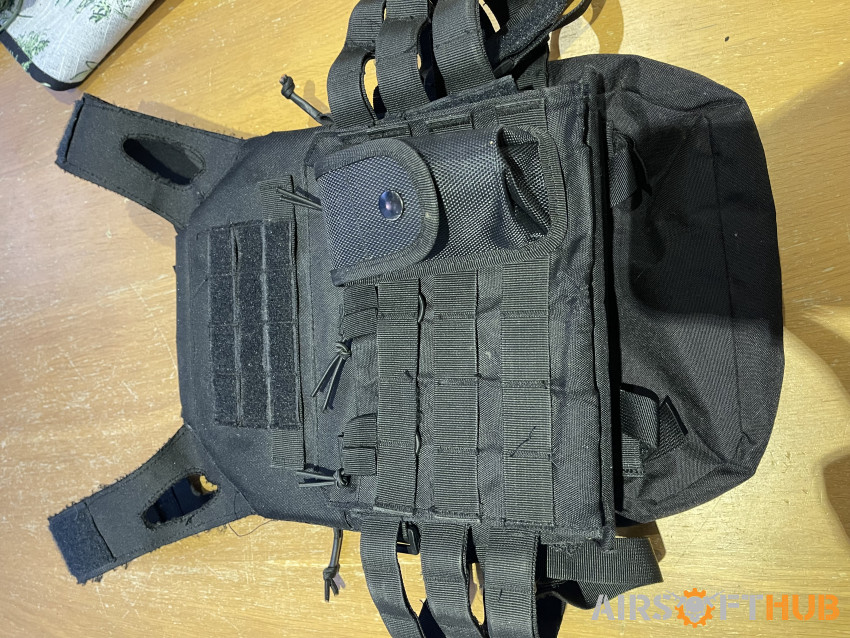 Black plate carrier - Used airsoft equipment