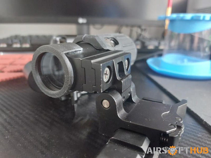 G33 3x MAGNIFIER AND RISER - Used airsoft equipment