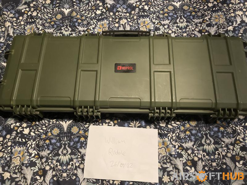 Nuprol medium green case - Used airsoft equipment