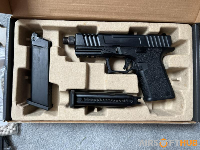 Armoured works custom glock - Used airsoft equipment