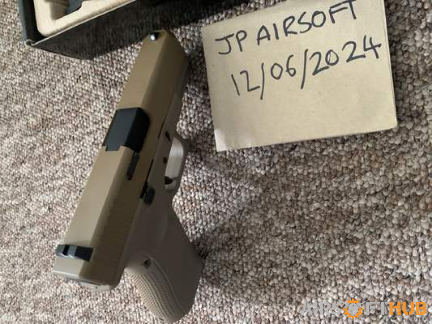 BNIB WE G19 - Used airsoft equipment