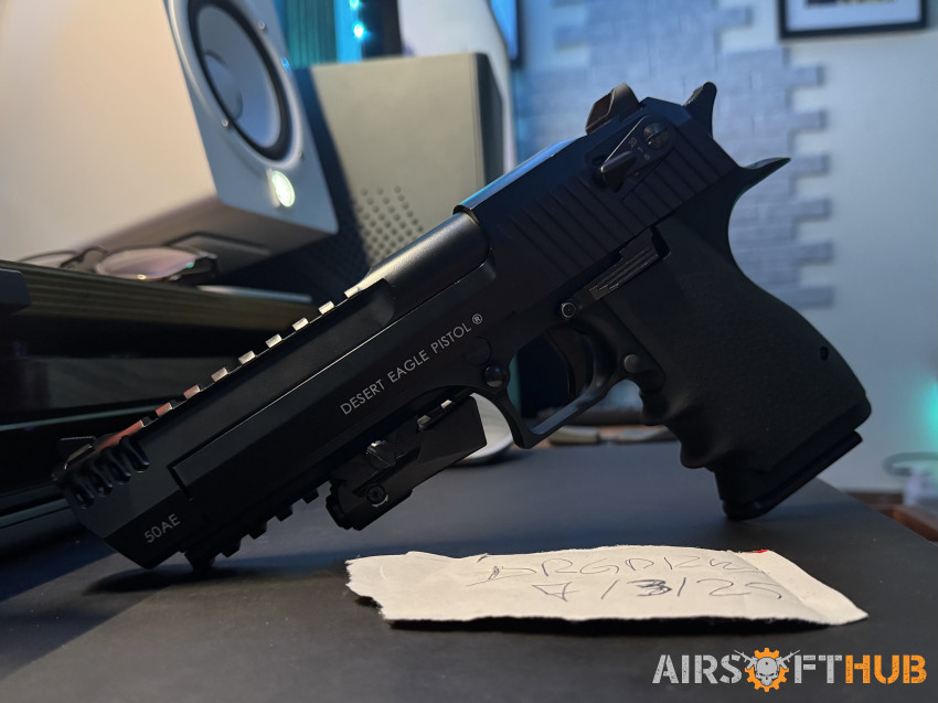 CYBERGUN DESERT EAGLE L6 CO2 - Used airsoft equipment