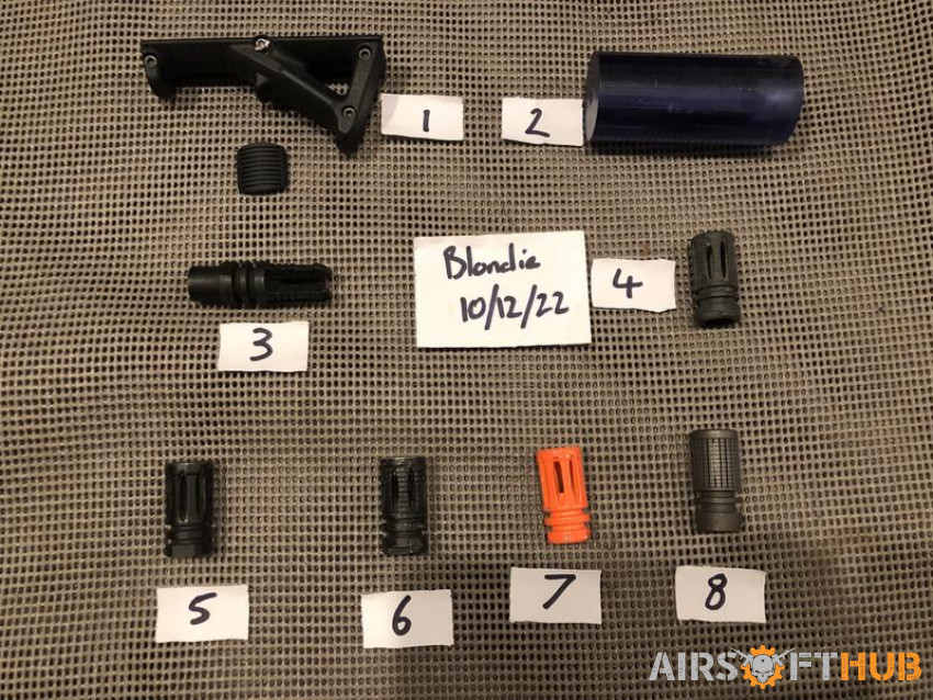 Various parts clearout- lot 17 - Used airsoft equipment