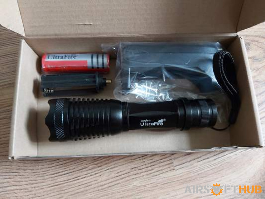 UltraFire Cree XML T6 Torch - Used airsoft equipment