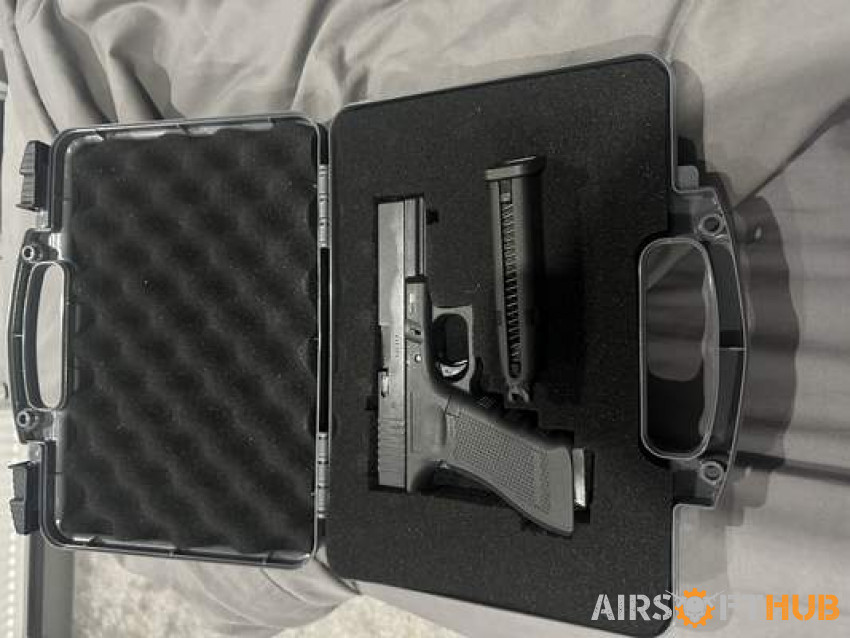 Officially licensed glock - Used airsoft equipment