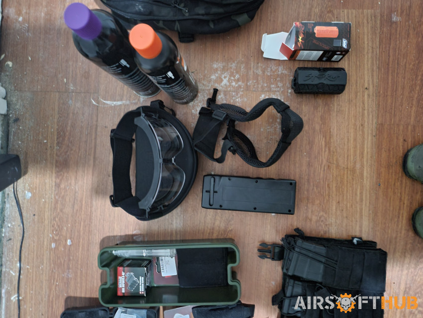 Airsoft bundle - Used airsoft equipment