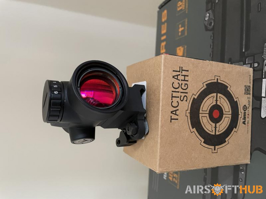 Sight red dot - Used airsoft equipment