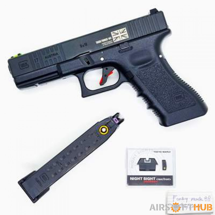 Custom Tokyo Marui Glock 17 - Used airsoft equipment