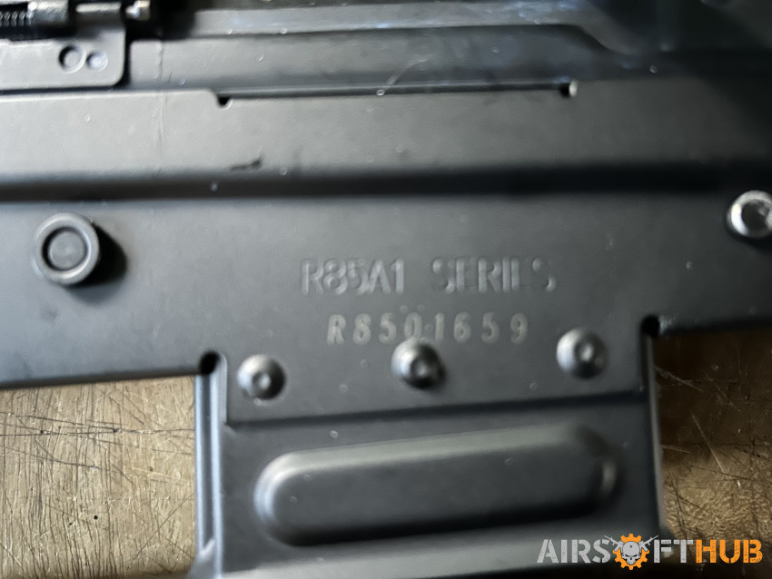 Army R85A1 - Used airsoft equipment