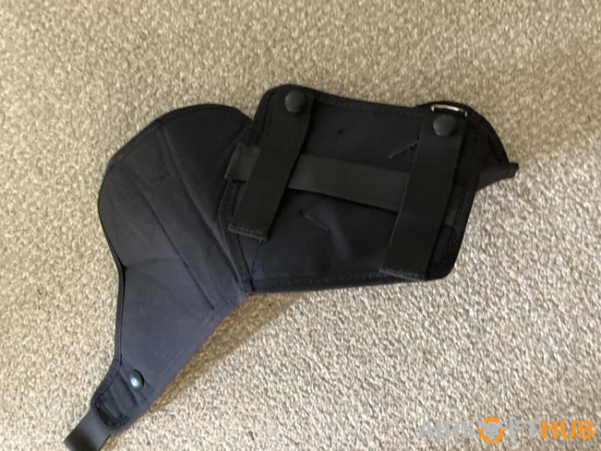 TASER X26 MOLLE Holster - Used airsoft equipment