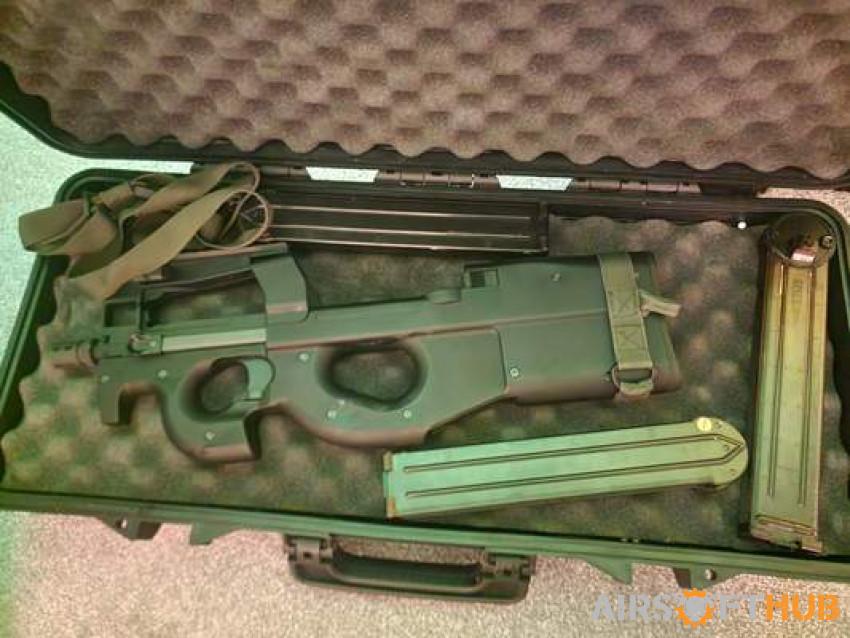 We gbb p90 - Used airsoft equipment