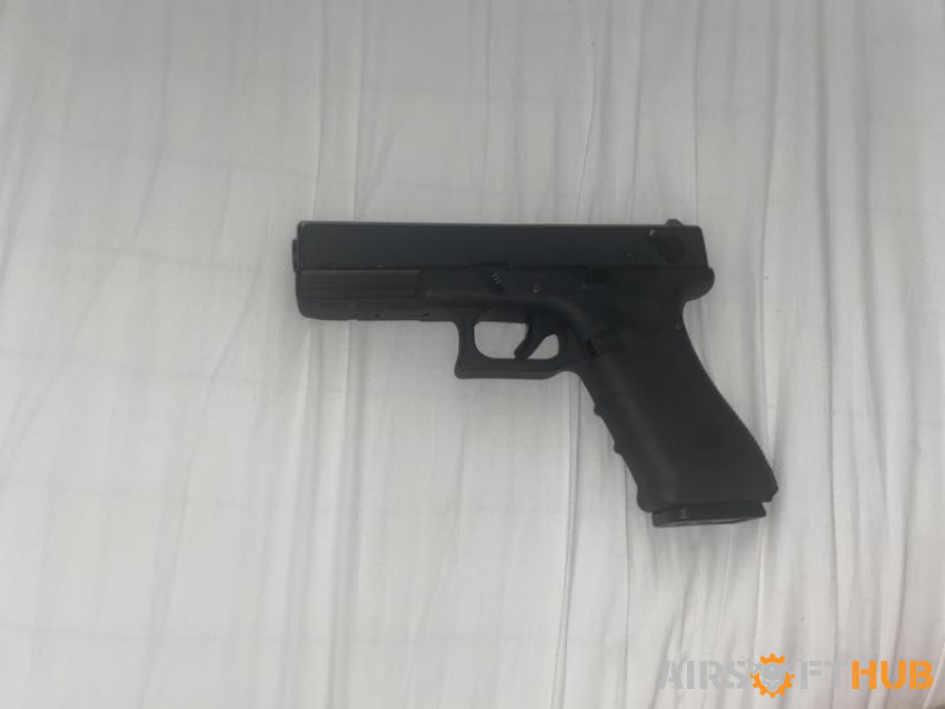 Glock 18 - Used airsoft equipment