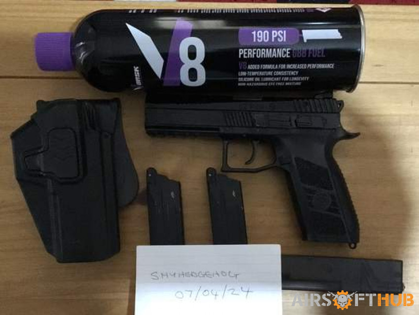 CZ gbb pistol plus extras - Used airsoft equipment