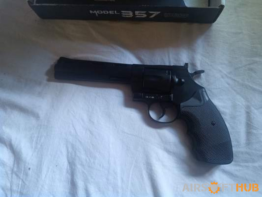 357 revolver - Used airsoft equipment