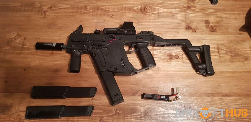 Ares G2 Vector Cayote - Used airsoft equipment