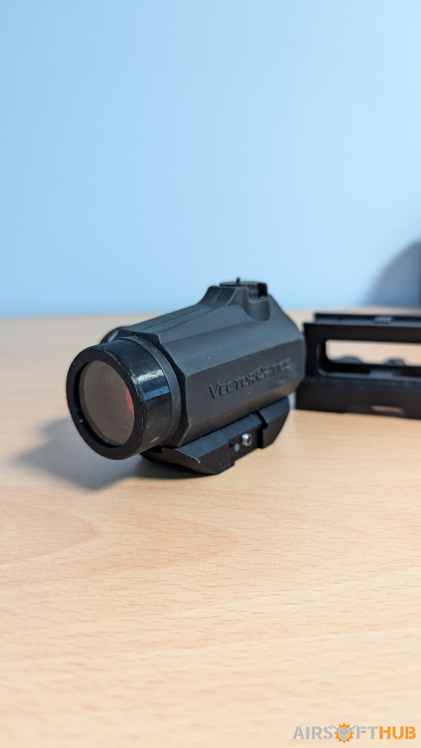 Vector optics maverick red dot - Used airsoft equipment