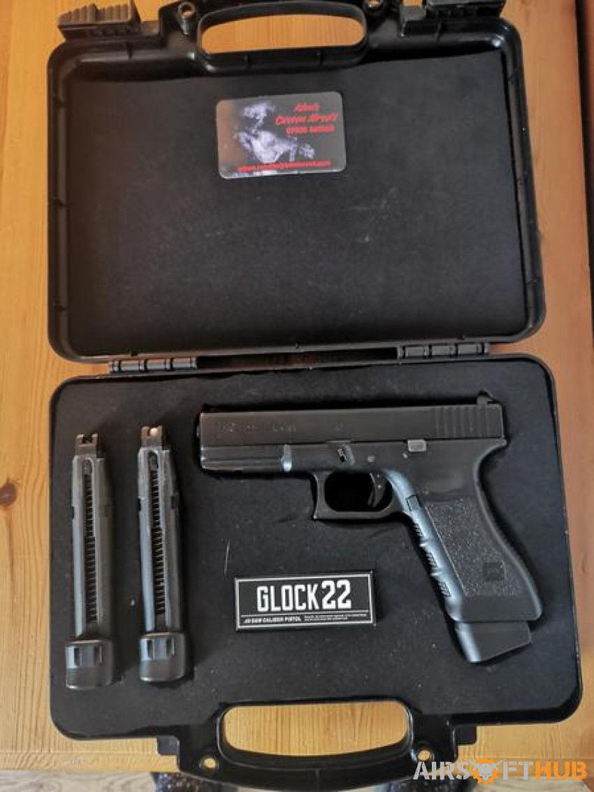 Marui glock 22 with extras - Used airsoft equipment