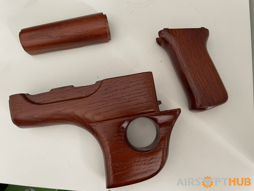 AKMSU Wood Handguard & Grip - Used airsoft equipment