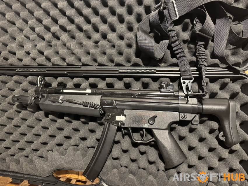 CYMA MP5 - Used airsoft equipment