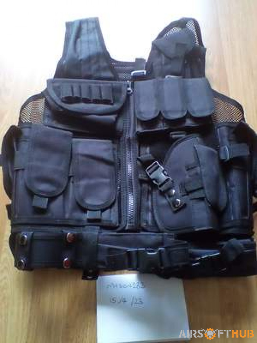 Lixada Tactical Vest - Used airsoft equipment