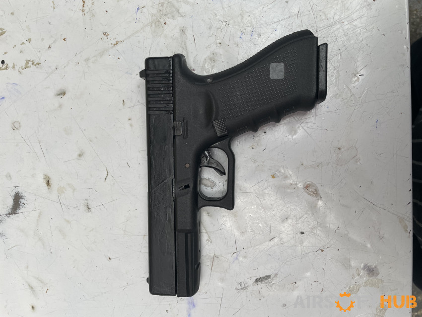 Glock 17 - Used airsoft equipment