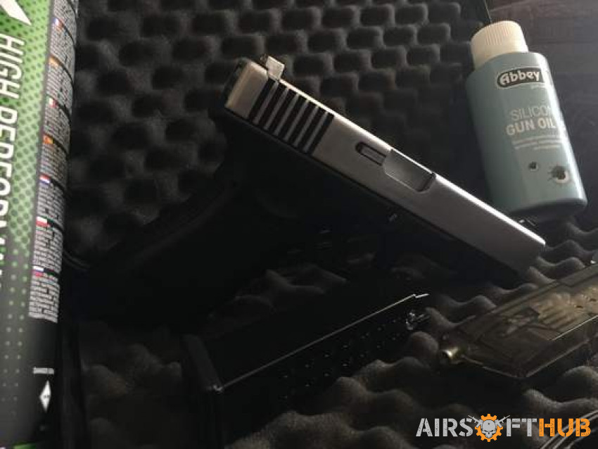 Glock 17 - Used airsoft equipment