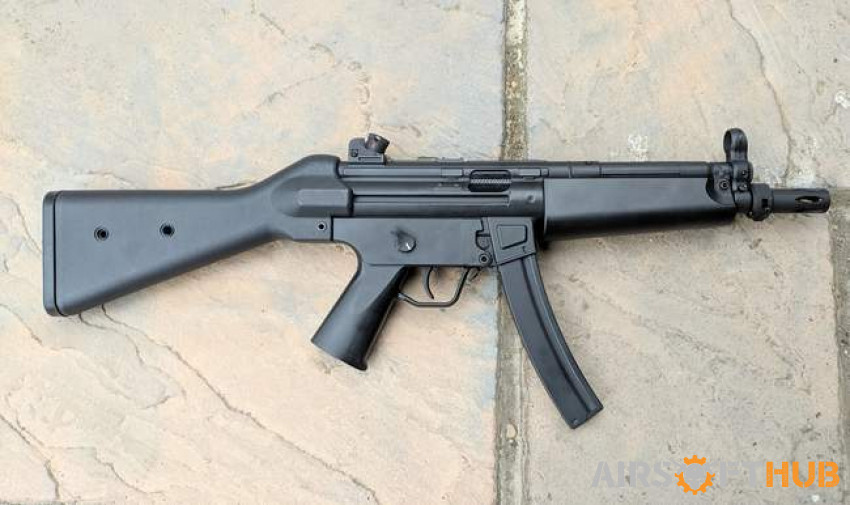 MP5A4 by SRC - Used airsoft equipment