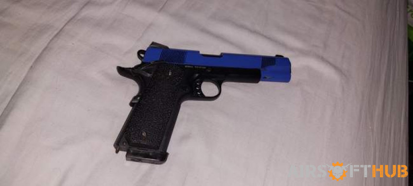 Fulll metal RAVEN 1911 co2 - Used airsoft equipment