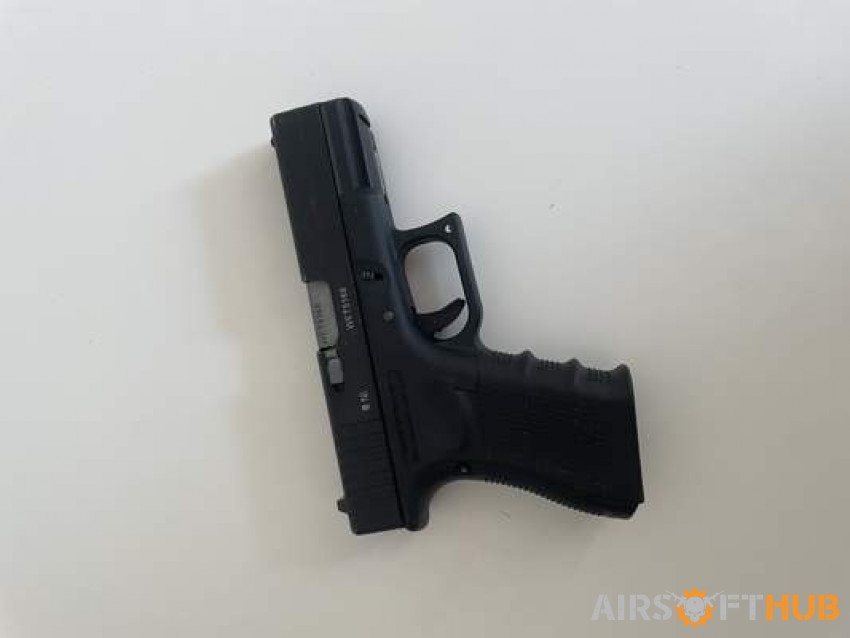 GBB WE glock 19 pistol - Used airsoft equipment