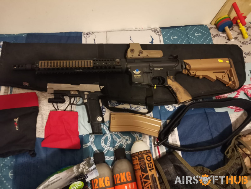 Rifle and accessories - Used airsoft equipment