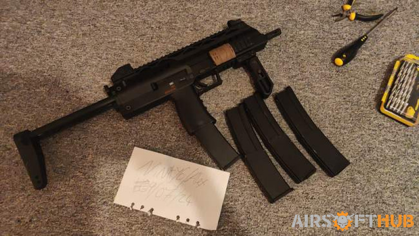 WE SMG8 - Used airsoft equipment