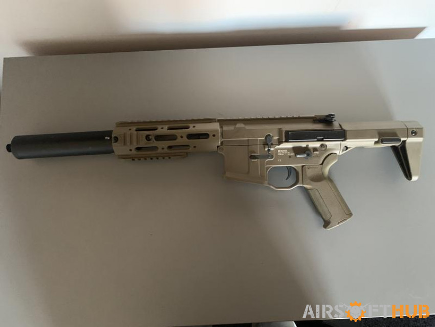 Airsoft gun - Used airsoft equipment