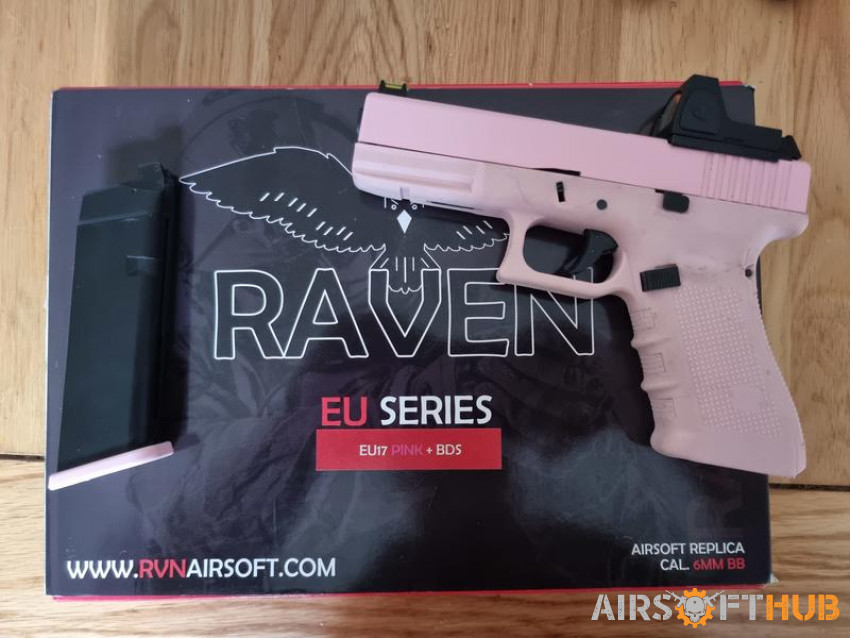 Pink Raven EU Glock - Used airsoft equipment