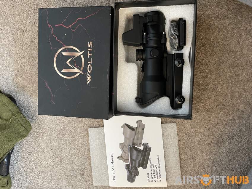 Brand new 4x acog with red dot - Used airsoft equipment