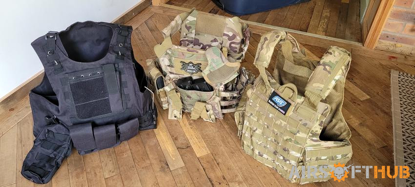 Collection of airsoft gear - Used airsoft equipment