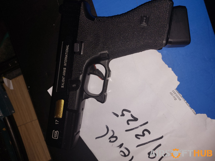 Glock 17 - Used airsoft equipment