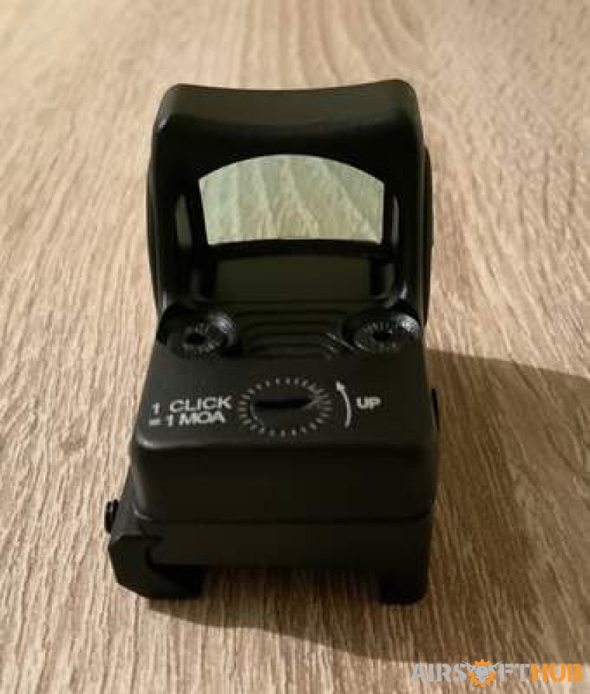 Trijicon Clone Red Dot - Used airsoft equipment