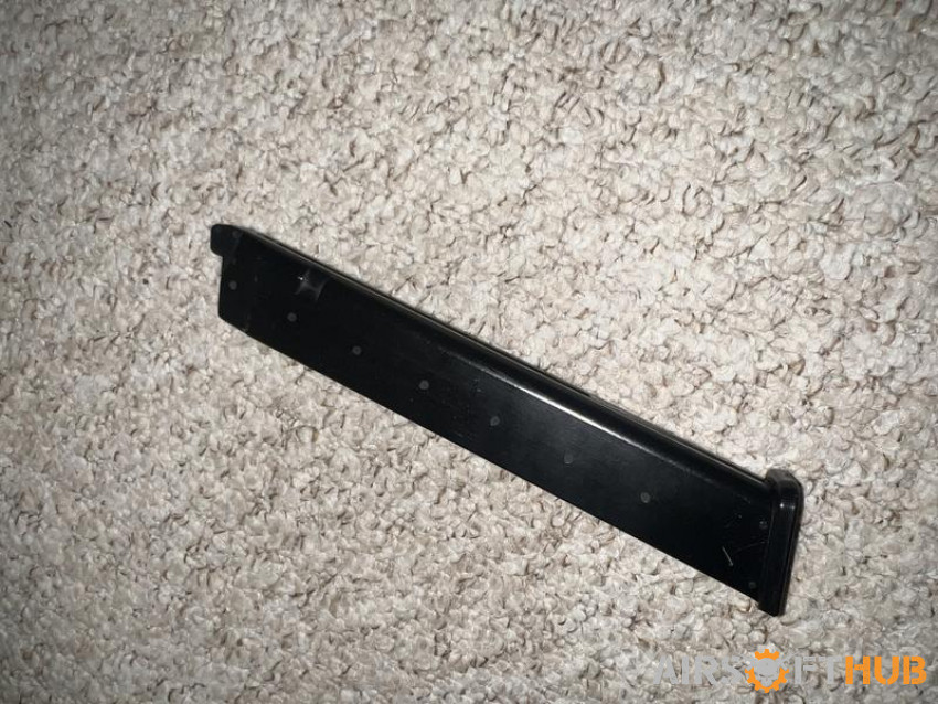 AAP-01 / Glock series 50r mag - Used airsoft equipment