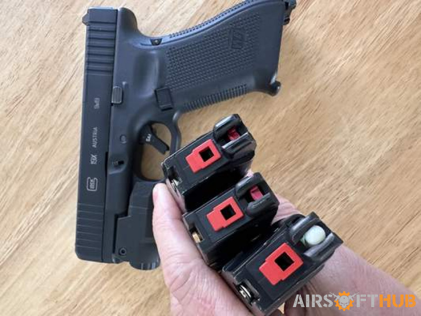 We Glock 19x GEN 5 * UPGRADED* - Used airsoft equipment