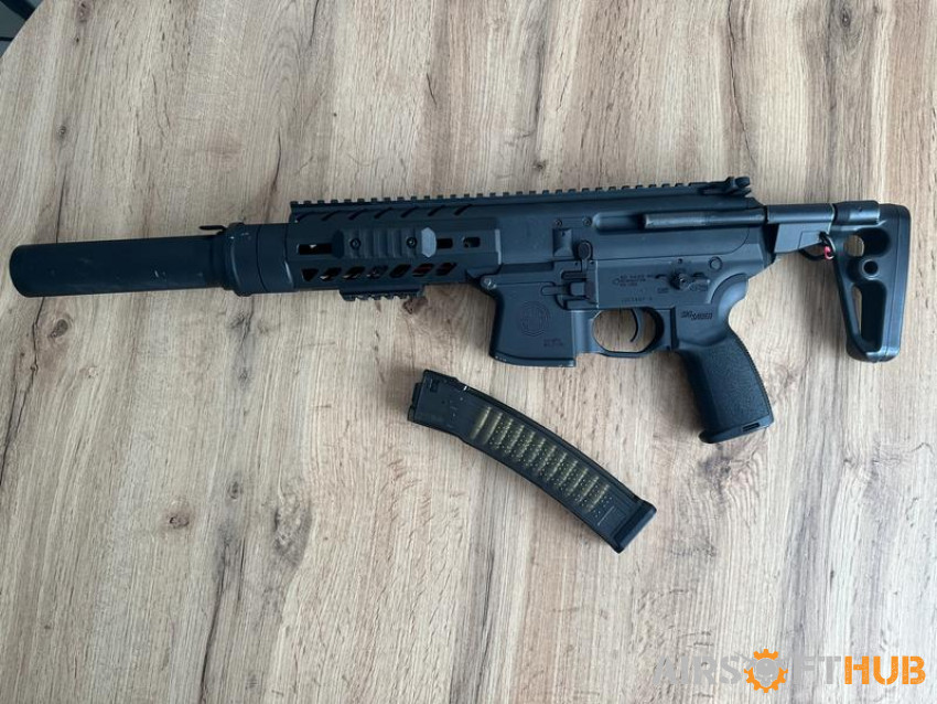 SigAir MPX Submachine Gun - Used airsoft equipment