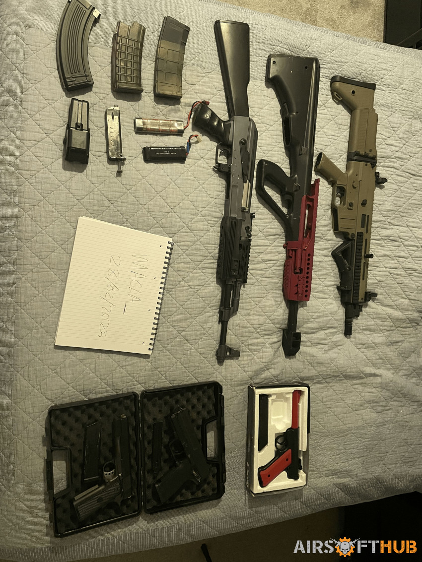 3 Rifles, 3 pistols & More - Used airsoft equipment