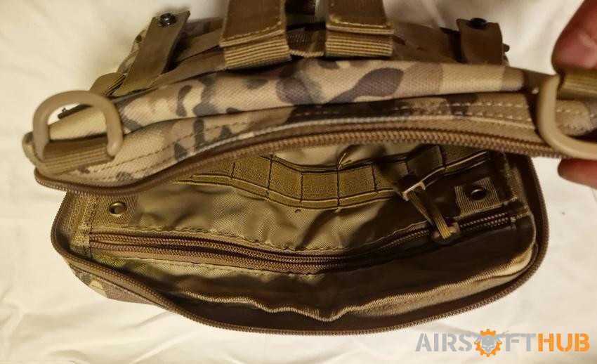 Assorted Pouches - Used airsoft equipment