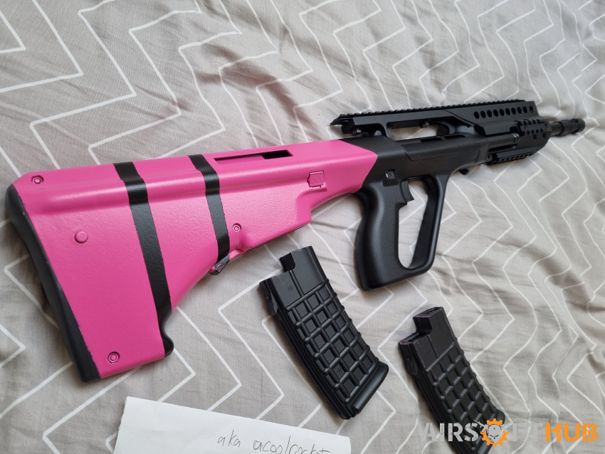 JG AU4G (AUG A3) AEG (Pink) - Used airsoft equipment