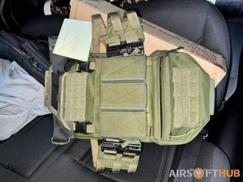 Warrior plate carrier - Used airsoft equipment