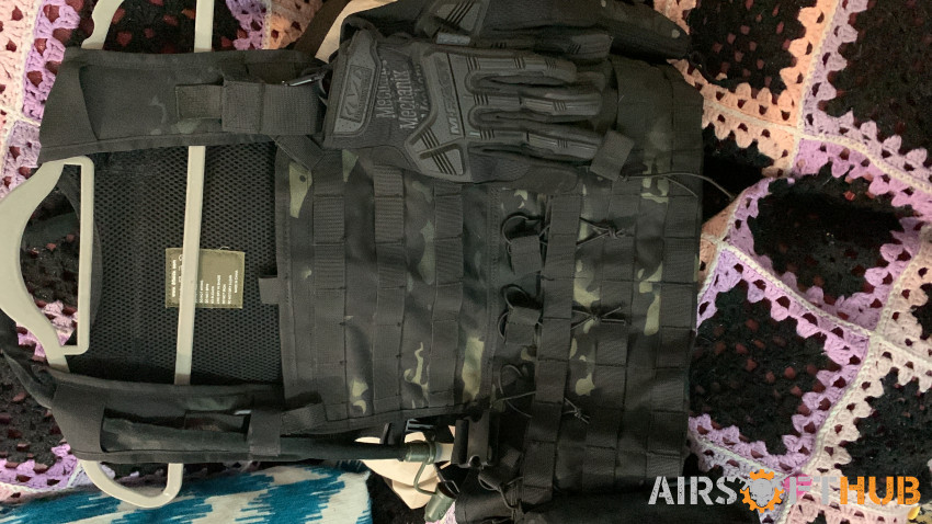 Multicam Black Airsoft Rig - Used airsoft equipment