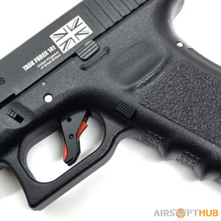 Custom Tokyo Marui Glock 17 - Used airsoft equipment