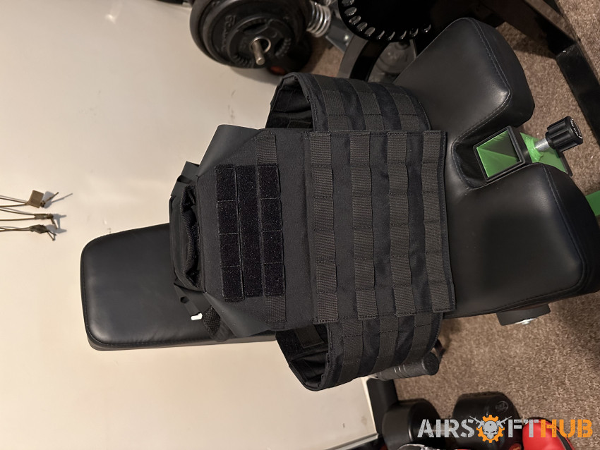 Warrior plate carrier - Used airsoft equipment