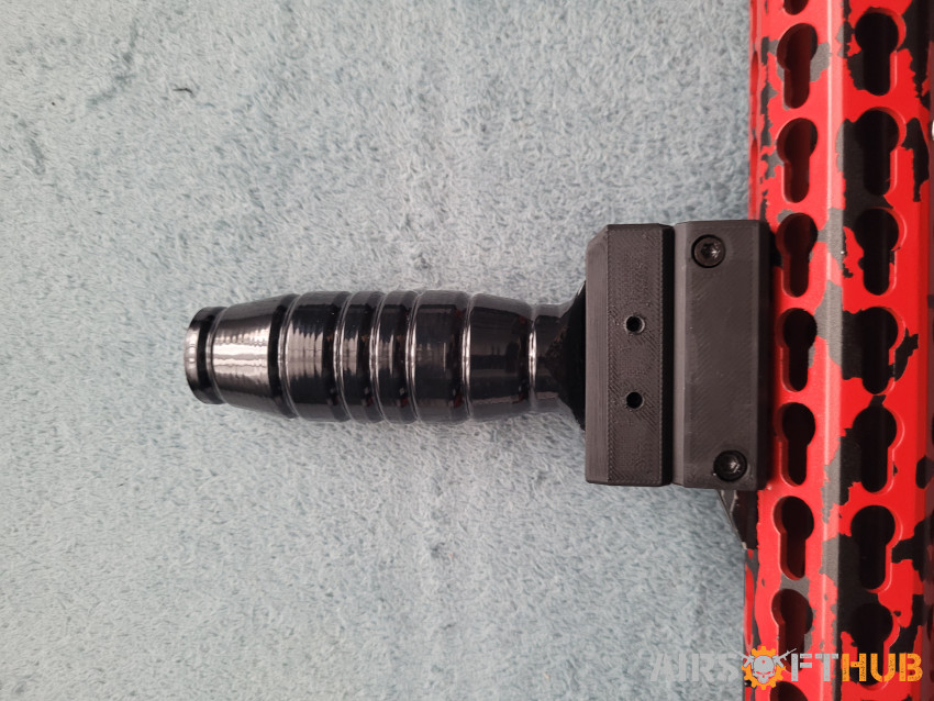 3D printed airsoft grip - Used airsoft equipment