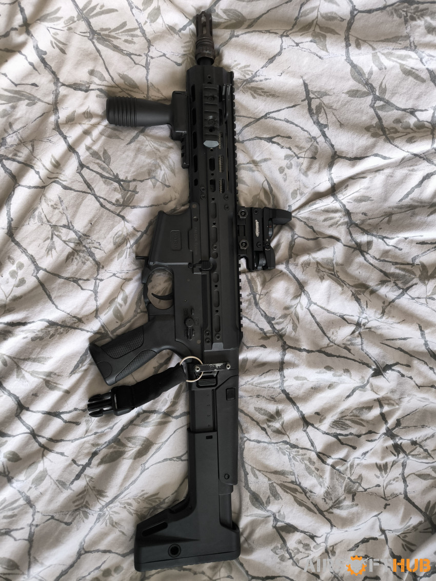 URT 45 SMG Full Set Up! - Used airsoft equipment