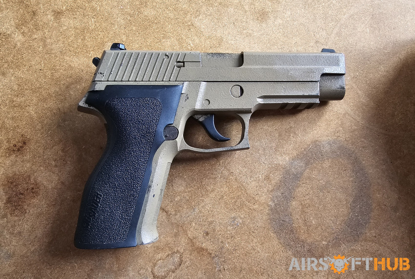 KJW Sig 226 - Used airsoft equipment